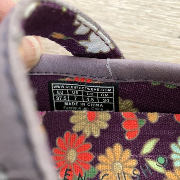 Keens Purple Summer Golden Mary Janes - Picture 7 of 9